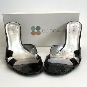 BCBG Girls patent sandal 7 1/2